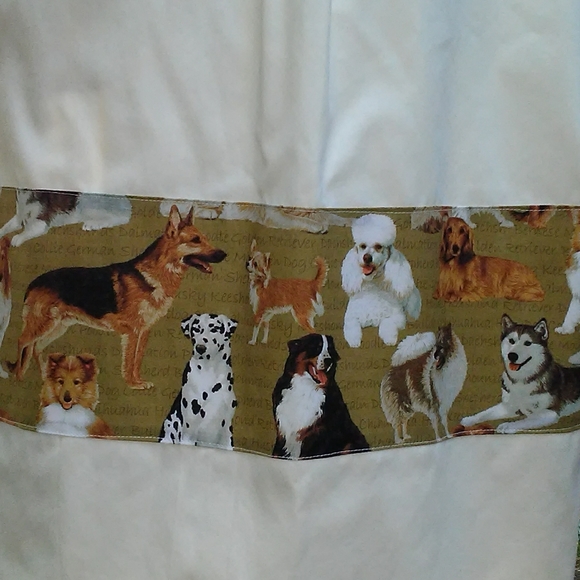 Dogs! on Yellow - Picture 3 of 6